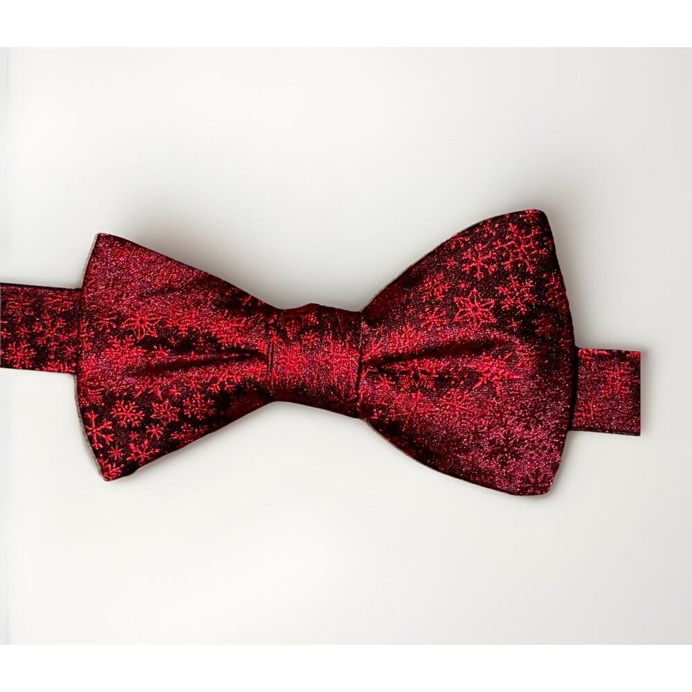 NWT Stafford Bow Tie O/S‎ Adjust Size 14"-20" Blood Red Snowflake Holiday Formal